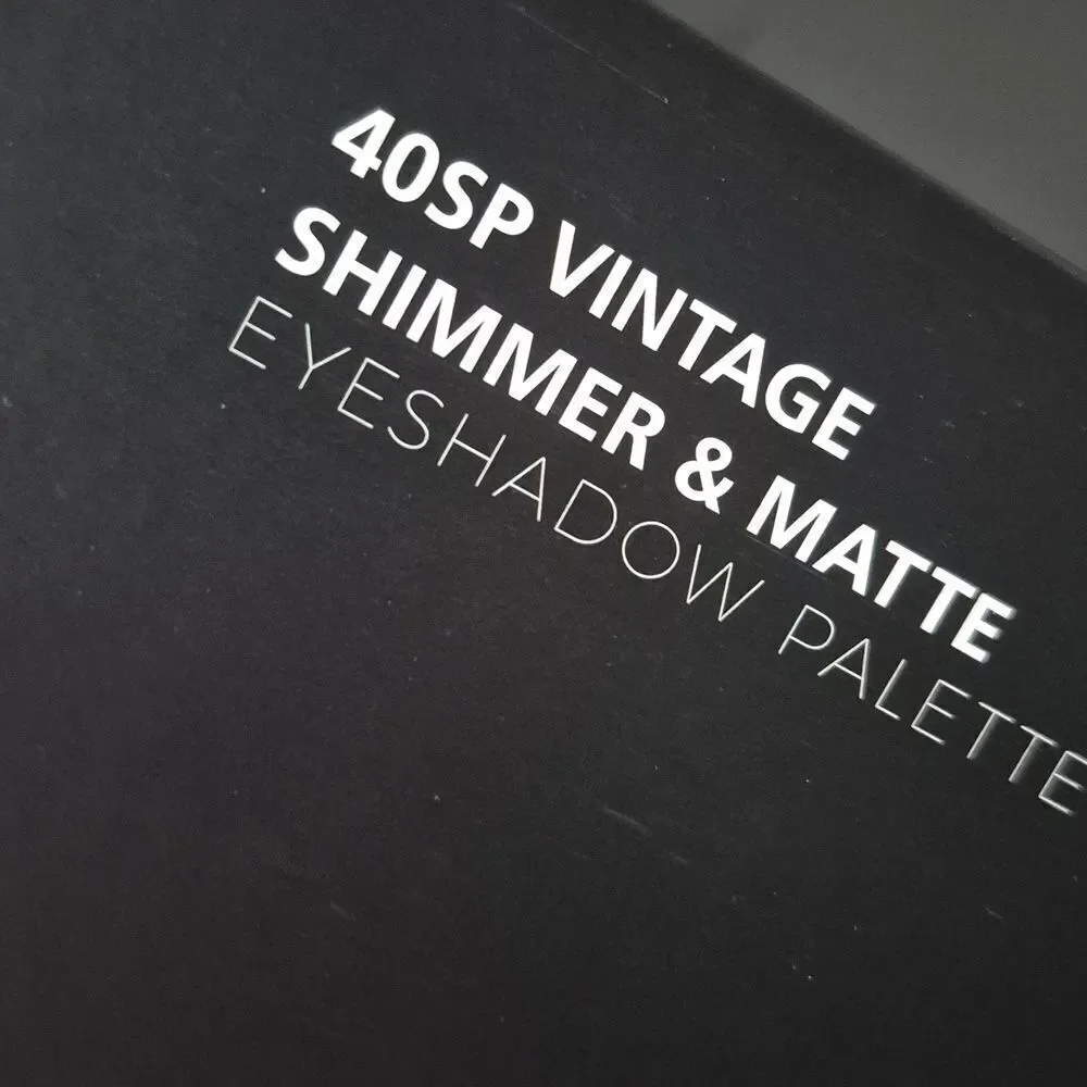 💥3/$12💥 BEYOND COSMETICS 40SP Shimmer Matte Eyeshadow Palette